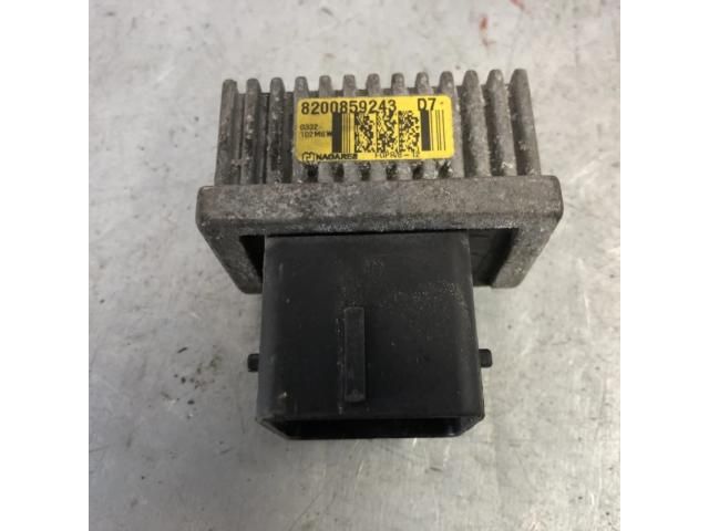 bontott NISSAN NV400 Izzító Relé