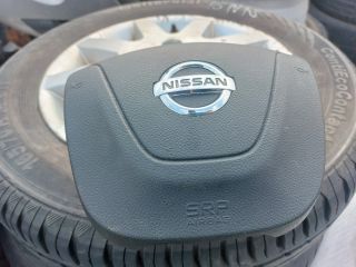 bontott NISSAN NV400 Kormánylégzsák