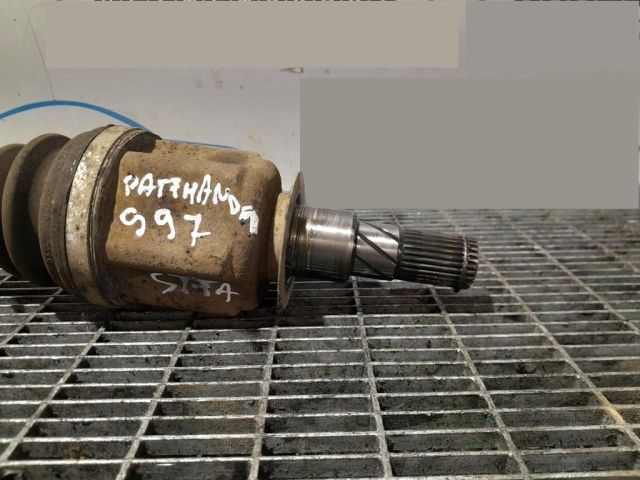 bontott NISSAN PATHFINDER Bal Féltengely