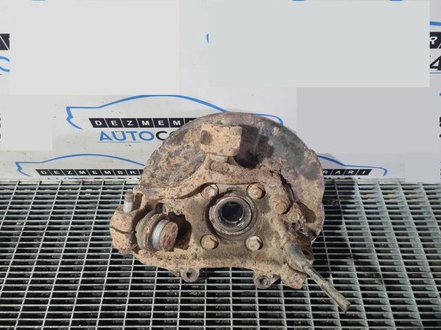 bontott NISSAN PATHFINDER Bal hátsó Csonkállvány