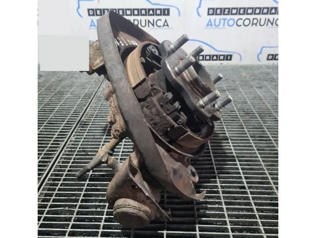 bontott NISSAN PATHFINDER Bal hátsó Csonkállvány