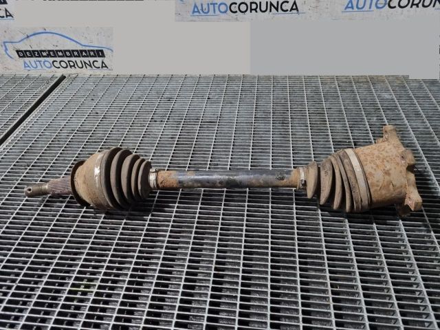 bontott NISSAN PATHFINDER Bal hátsó Féltengely