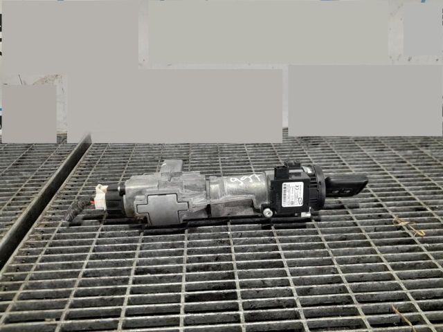 bontott NISSAN PATHFINDER Gyújtáskapcsoló