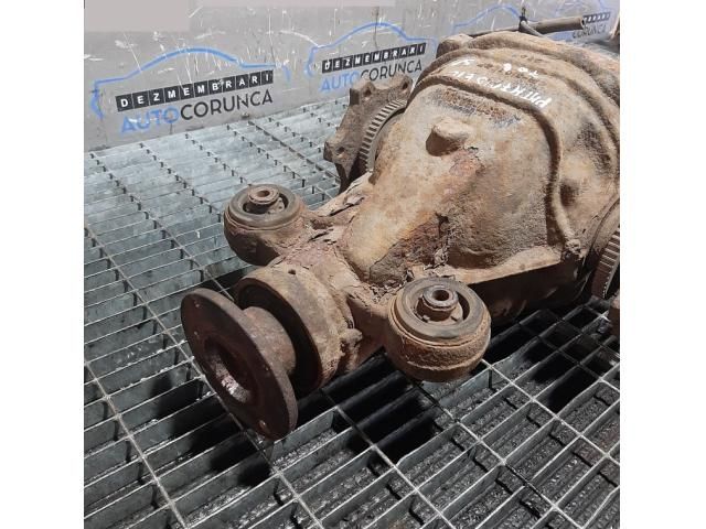 bontott NISSAN PATHFINDER Hátsó Differenciálmű