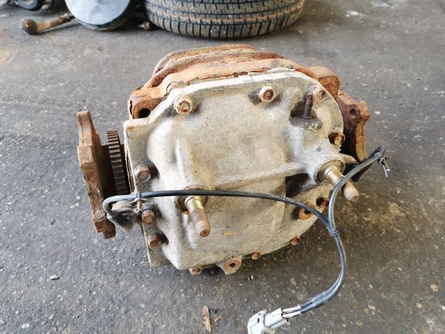 bontott NISSAN PATHFINDER Hátsó Differenciálmű