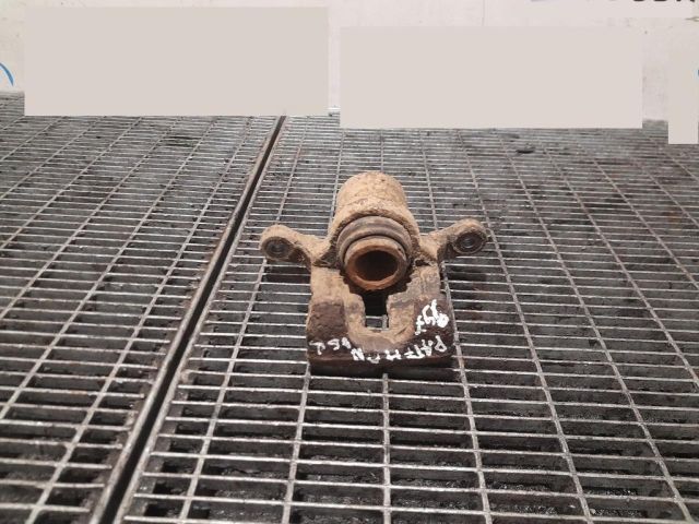 bontott NISSAN PATHFINDER Jobb hátsó Fékkengyel