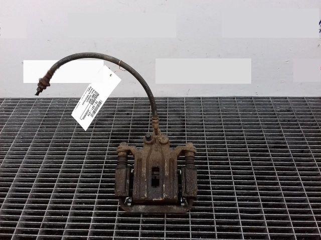 bontott NISSAN PATHFINDER Jobb hátsó Féknyereg Munkahengerrel