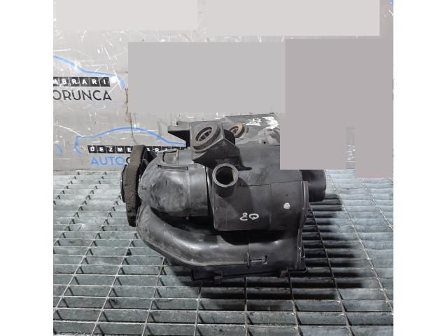 bontott NISSAN PATHFINDER Légszűrő Ház