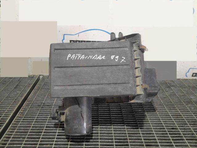 bontott NISSAN PATHFINDER Légszűrő Ház