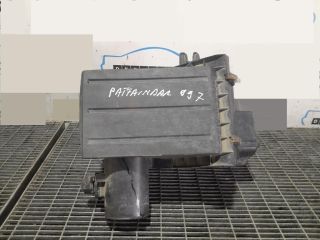 bontott NISSAN PATHFINDER Légszűrő Ház