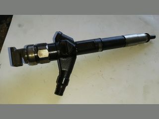 bontott NISSAN PATHFINDER Porlasztó (1 db)