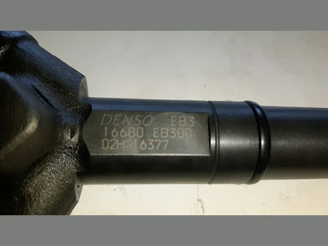 bontott NISSAN PATHFINDER Porlasztó (1 db)