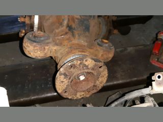 bontott NISSAN PATHFINDER Hátsó Differenciálmű