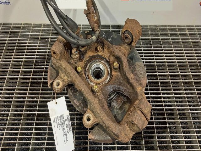 bontott NISSAN PATHFINDER Jobb hátsó Csonkállvány