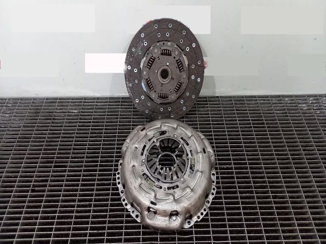 bontott NISSAN PATHFINDER Kuplung Tárcsa