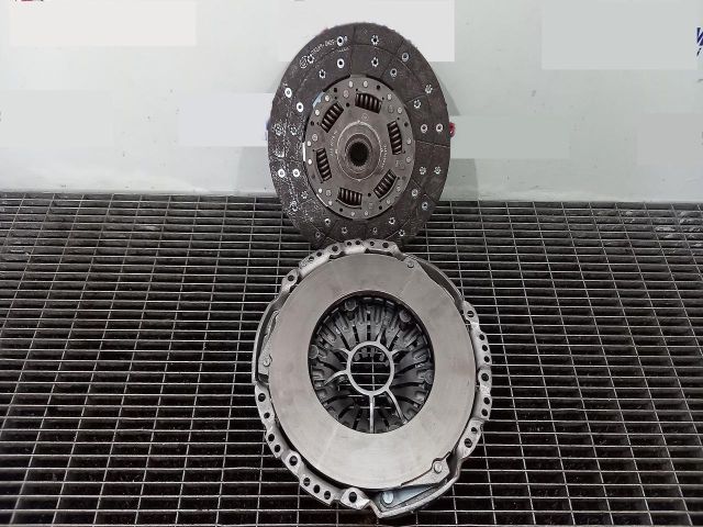 bontott NISSAN PATHFINDER Kuplung Tárcsa