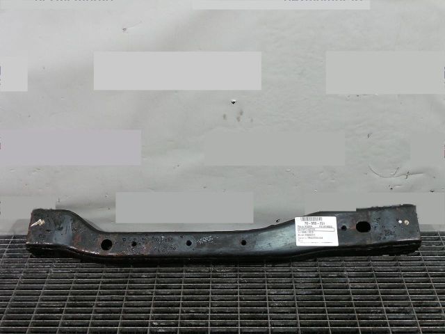 bontott NISSAN PATHFINDER Motor Tartó Bak (Pozíciófüggetlen)