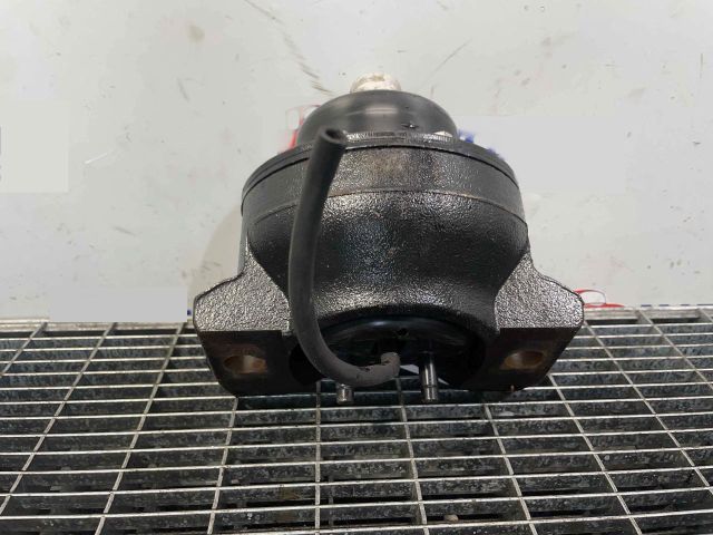 bontott NISSAN PATHFINDER Motor Tartó Bak (Pozíciófüggetlen)