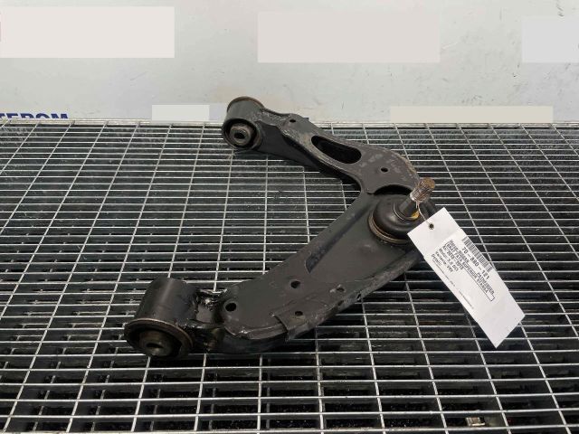 bontott NISSAN PATHFINDER Bal első Felső Lengőkar