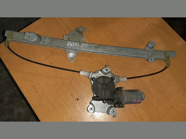 bontott NISSAN PATHFINDER Bal hátsó Ablakemelő Szerkezet (Elektromos)