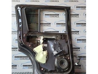 bontott NISSAN PATHFINDER Bal hátsó Ajtó (Üres lemez)