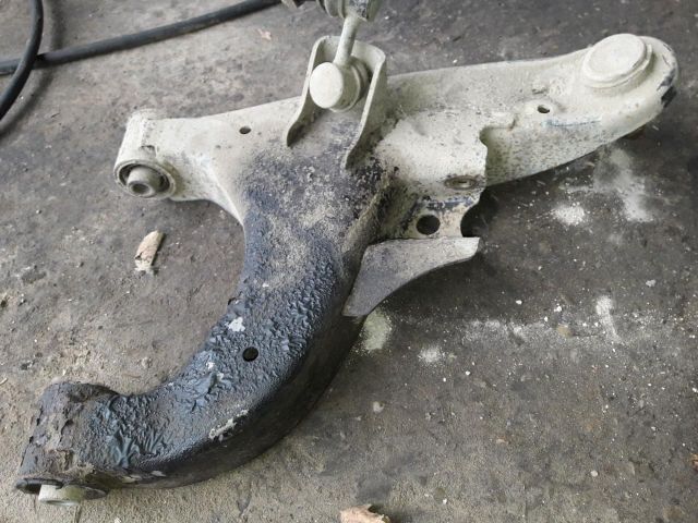 bontott NISSAN PATHFINDER Bal hátsó Alsó Hátsó Lengőkar