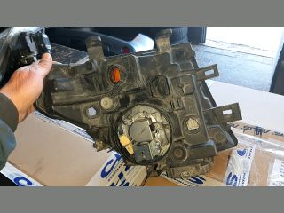 bontott NISSAN PATHFINDER Bal Xenon Fényszóró