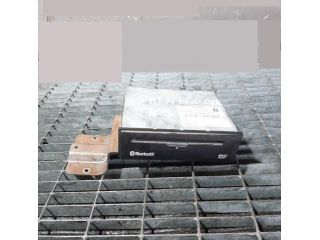 bontott NISSAN PATHFINDER CD / DVD Tár