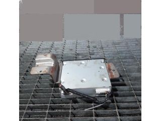 bontott NISSAN PATHFINDER CD / DVD Tár