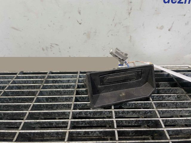 bontott NISSAN PATHFINDER Csomagtérajtó Kilincs