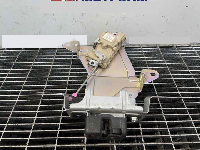 bontott NISSAN PATHFINDER Csomagtérajtó Ütköző