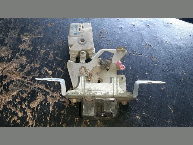 bontott NISSAN PATHFINDER Csomagtérajtó Zárszerkezet