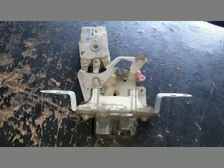 bontott NISSAN PATHFINDER Csomagtérajtó Zárszerkezet