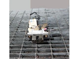 bontott NISSAN PATHFINDER Csomagtérajtó Zárszerkezet