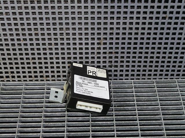 bontott NISSAN PATHFINDER Elektronika (Magában)
