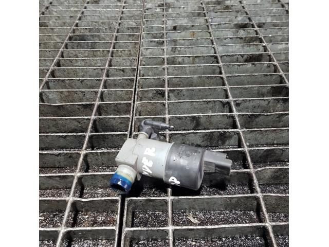 bontott NISSAN PATHFINDER Első Ablakmosó Szivattyú