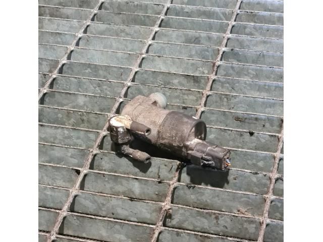 bontott NISSAN PATHFINDER Első Ablakmosó Szivattyú