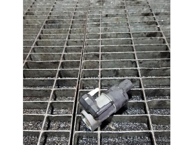 bontott NISSAN PATHFINDER Első Ablakmosó Szivattyú