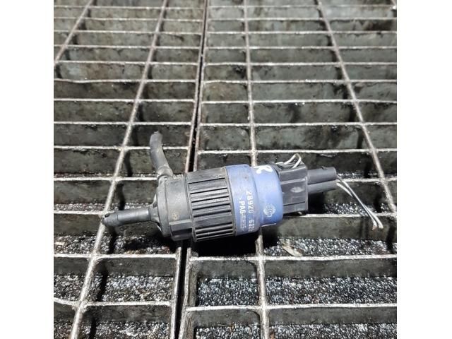 bontott NISSAN PATHFINDER Első Ablakmosó Szivattyú