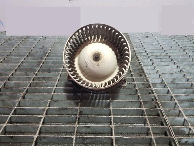 bontott NISSAN PATHFINDER Fűtőmotor (Klímás)