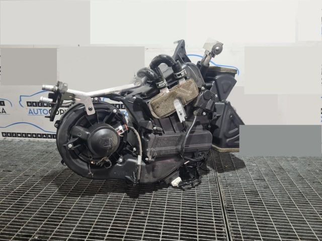 bontott NISSAN PATHFINDER Fűtőmotor (Klímás)