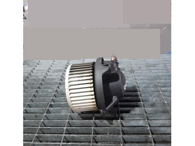 bontott NISSAN PATHFINDER Fűtőmotor (Klímás)