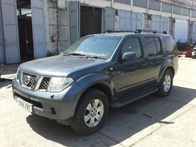 bontott NISSAN PATHFINDER Hátsó Lökhárító (Részeivel)