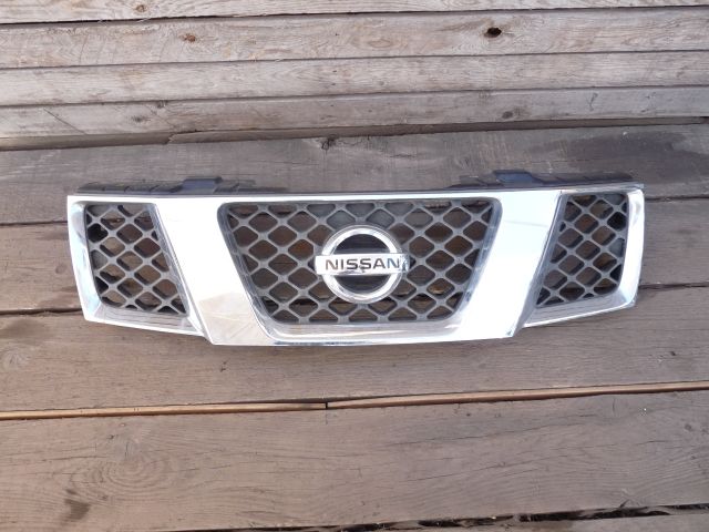 bontott NISSAN PATHFINDER Hűtőrács