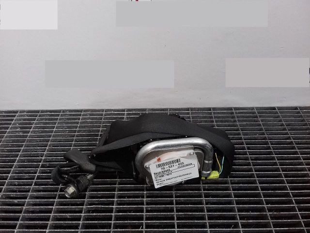 bontott NISSAN PATHFINDER Jobb első Biztonsági Öv