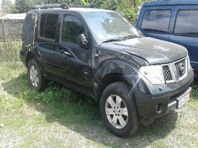 bontott NISSAN PATHFINDER Jobb első Dobbetét (Kerékjárati, Műanyag)