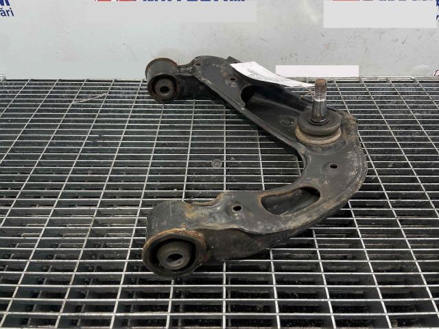 bontott NISSAN PATHFINDER Jobb első Felső Lengőkar