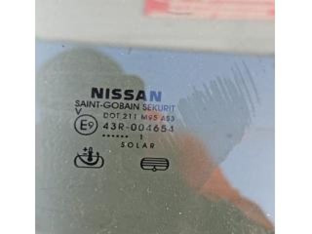 bontott NISSAN PATHFINDER Jobb hátsó Ablak