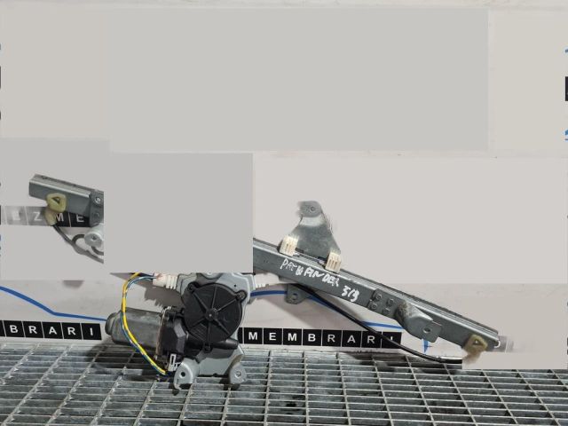 bontott NISSAN PATHFINDER Jobb hátsó Ablakemelő Szerkezet (Elektromos)