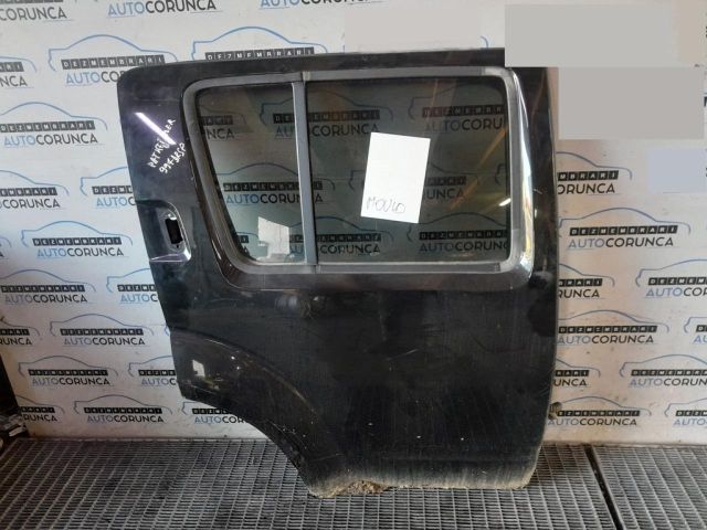 bontott NISSAN PATHFINDER Jobb hátsó Ajtó (Üres lemez)